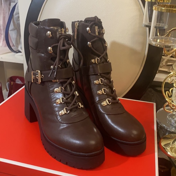 Guess ankle boots beautiful brand new. - Picture 6 of 7